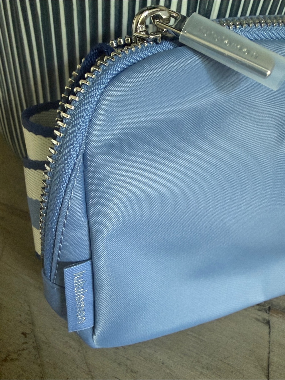 Lululemon Everywhere Belt Bag *Striped Wordmark - Picture 2 of 7